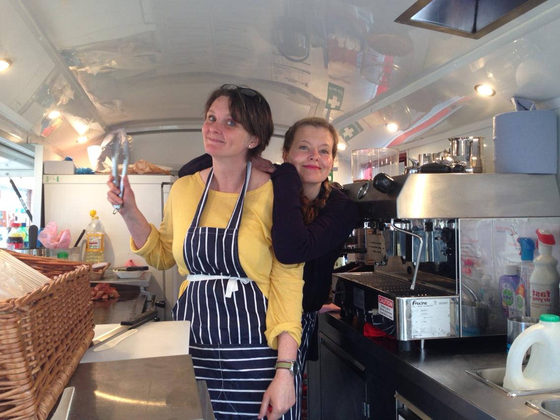 poshbaps's tweet photo. Bit wet but still smiling.! @Loughtonfarmersmarket http://t.co/eVp3QBKOD4