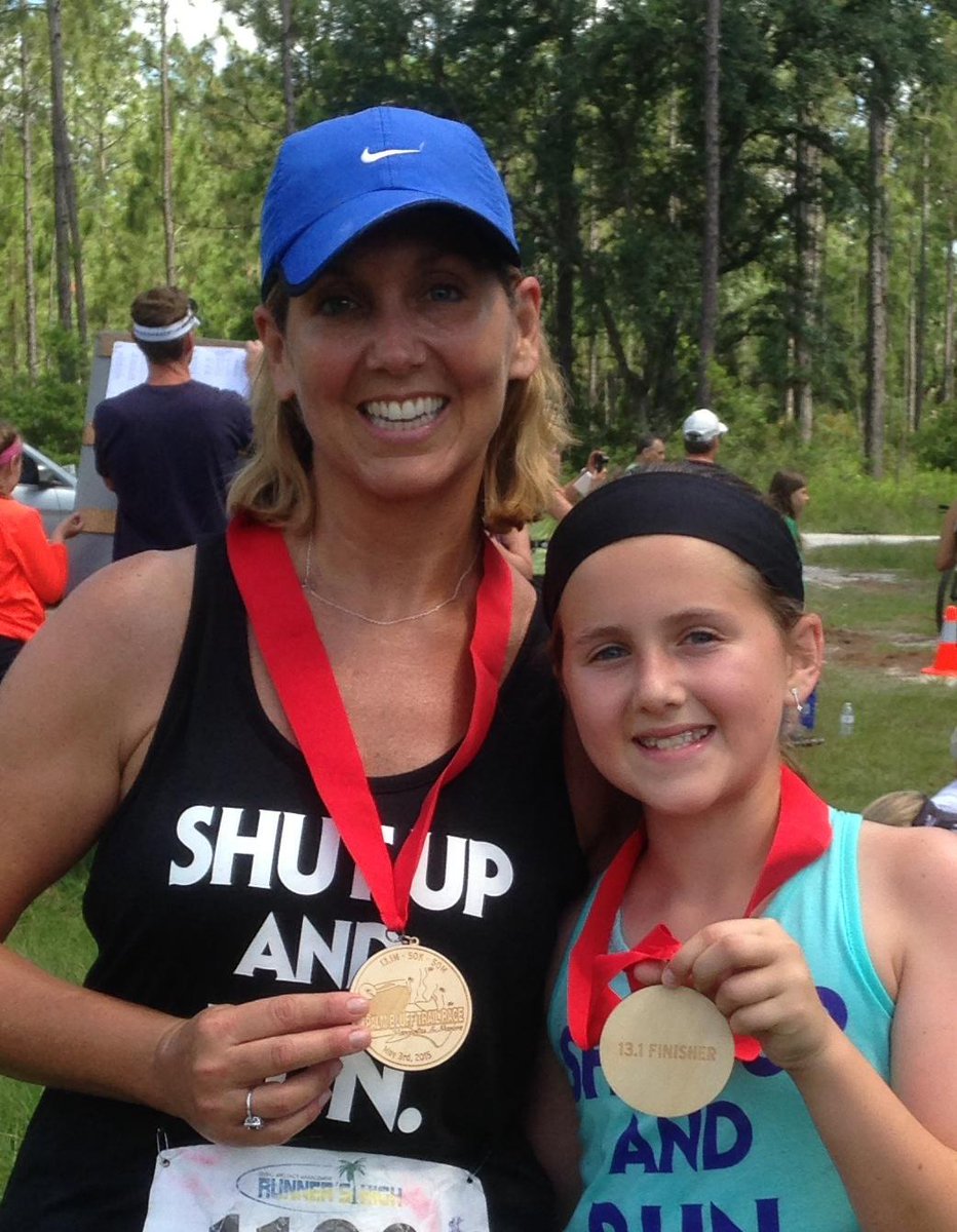 DavidMallar's tweet photo. So proud of daughter Sarah who completed her first half marathon!!! #prouddad #girlpower #greatmom 👍👍 http://t.co/e9521BY9X3