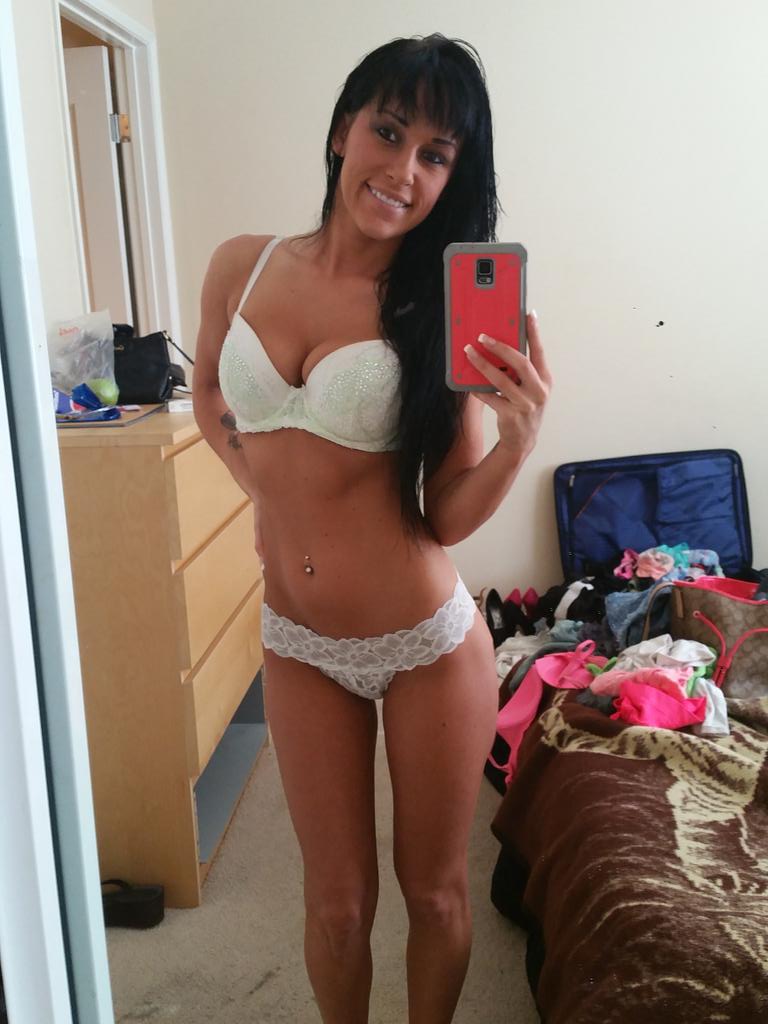 MooreTeal's tweet photo. Morning.. and for breakfast... I'm having VAG!!! http://t.co/R9iDRdW3FP