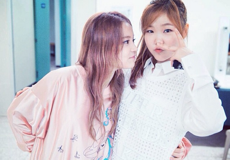 LEEHI_TH's tweet photo. Happy Birth Day Lee Suhyun! ขอให้น้องมีความสุขมากๆ เป็นน้องสาวที่น่ารักของพี่ๆอย่างนี้เสมอไปน้า~ ♥ #SuhyunSweetDay http://t.co/av2plrpJ6q