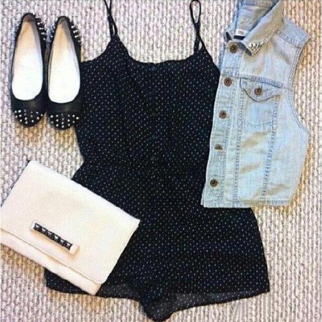 RopaBarato's tweet photo. Jumpsuits o monos tallas S M L XL por 22€ ENVÍO GRATUITO http://t.co/PRecFYBCxU