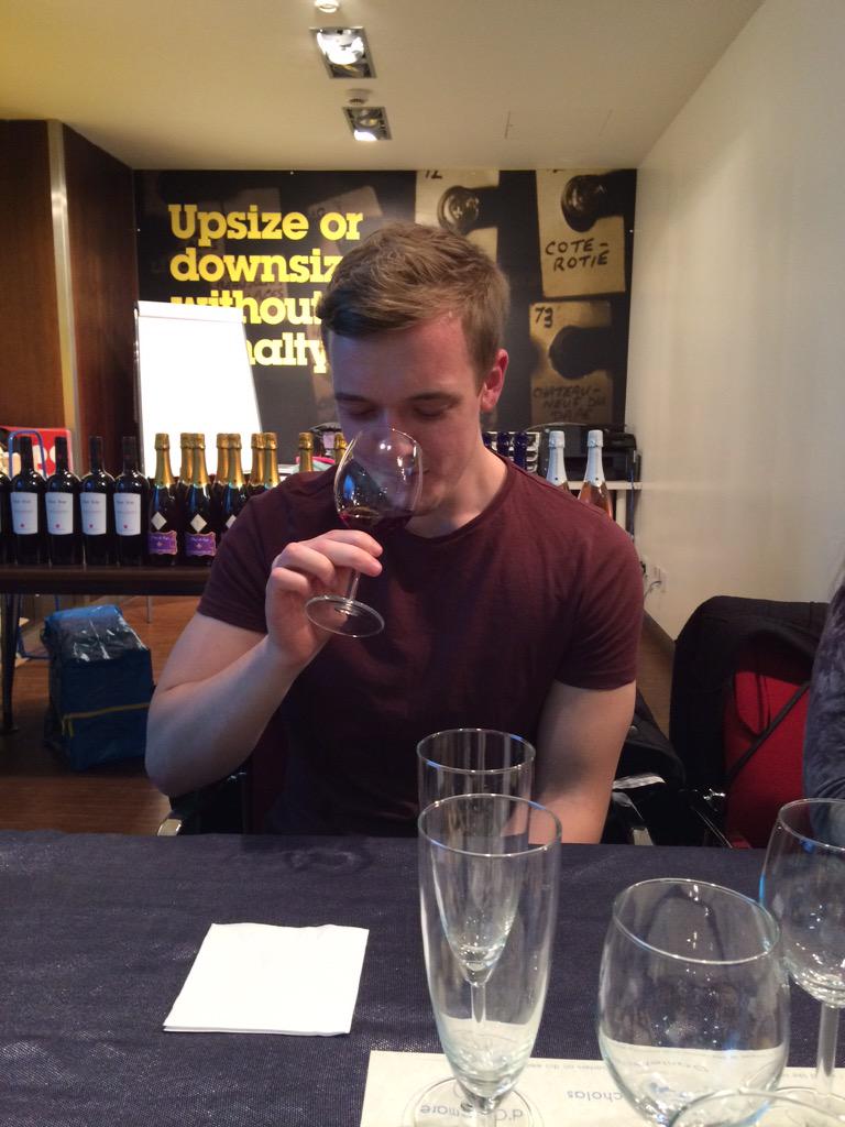 DanJames_93's tweet photo. Wine and cheese tasting last night 🍷👌🏻 @Jennifer_Hynds http://t.co/dQ4fcjvlHe