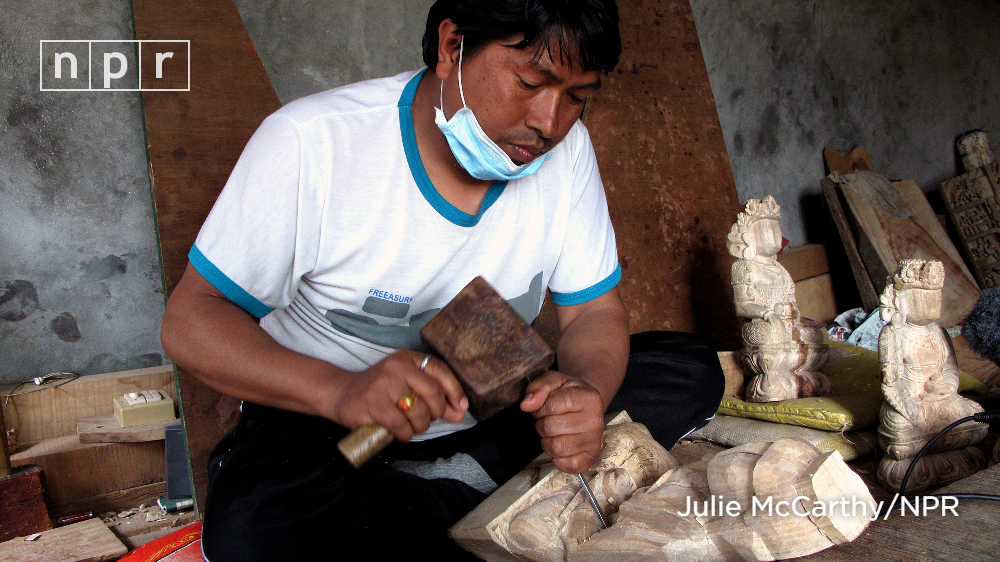 To Restore Its Shattered Treasures, Nepal Has A Secret Weapon n.pr/1zpaNIU