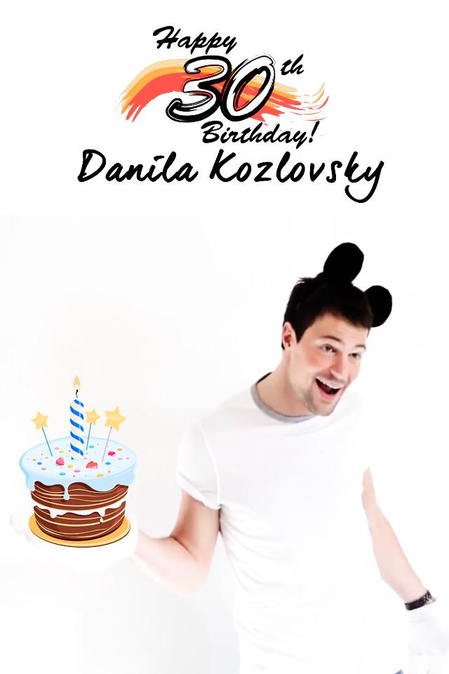 Happy birthday Danila Kozlovsky! We wish him a great day with his family and friends!  