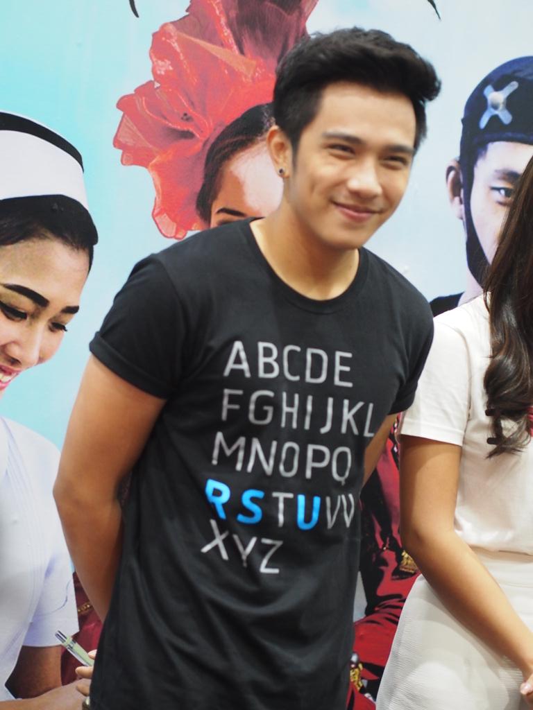 สรุป เรา เล่น บิงโก ไม่ได้ ถ่ายรุปนะ ถ่ายตอนแรกรูปเบลอ คือระ #dekdonstage