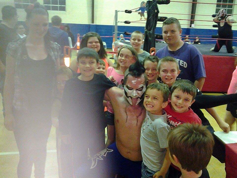 EricfallenG's tweet photo. Children of FALLEN West Virginia! http://t.co/d6oqhyq7jJ
