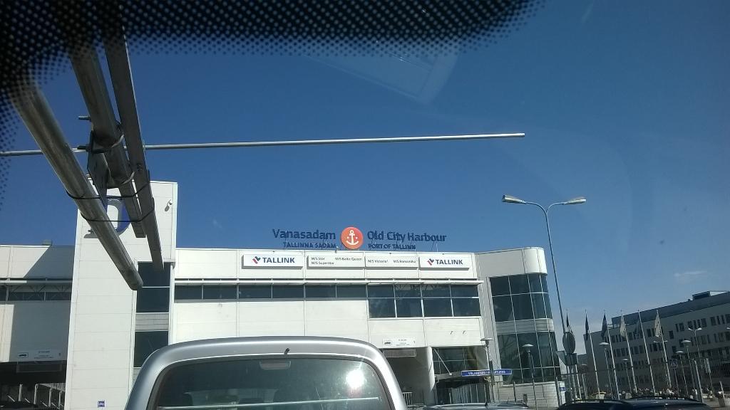 OH5LID's tweet photo. 1 hour 45 min and ferry will start. Operating result surpriced me totally. 1 c ms qso... http://t.co/EqzdS3Auag
