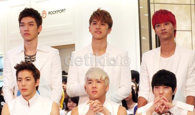 khansahansa's tweet photo. Lagi lagi lagi!!!!"@barbxgurls: #BARBXfacts 13. VIXX pernah mendatangi INDONESIA pd thn 2013 dlm acara grand opening http://t.co/HE61eQKX5e"
