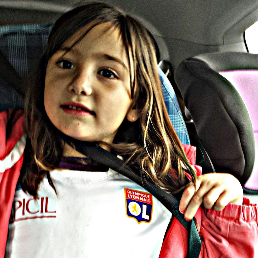 alexaOLTV's tweet photo. En route pour Gerland voir @cam10abily23 #teamol http://t.co/fscG8eeRQ6