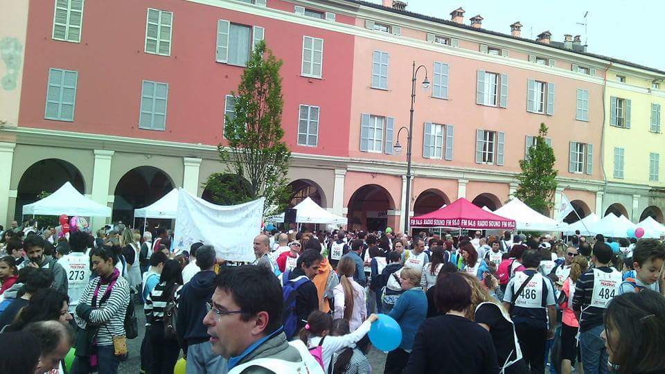 Oggi a Piacenza Half Marathon e maratona Pedibus:cinquemila, fra bimbi e genitori per Unicef!!