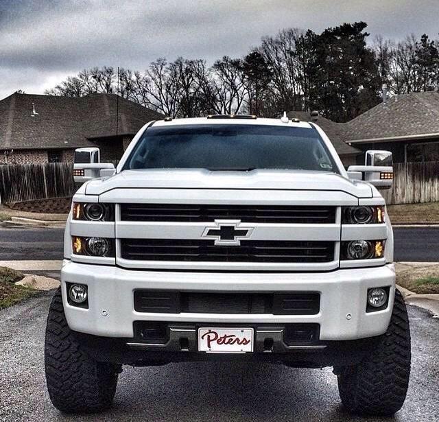 ChevysDaily's tweet photo. #bowtieslutz http://t.co/uyrxYXxqsS