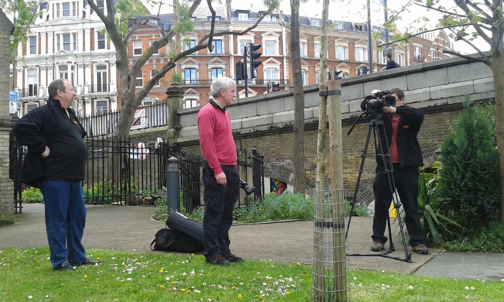 nixiesoundscap's tweet image. our film crew @SuttonFilmMaker are setting up for 3pm #WAFchat @wworthfringe @wandsworth_arts @PutneySocial #putney