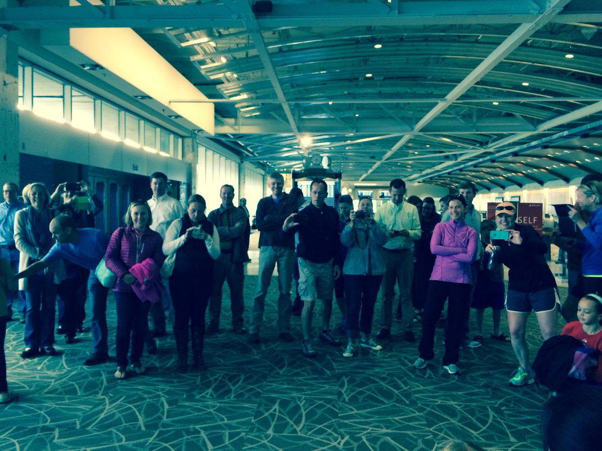 LPed31's tweet image. Reverse picture! Last goodbyes at the airport! @Summit2Chewonki