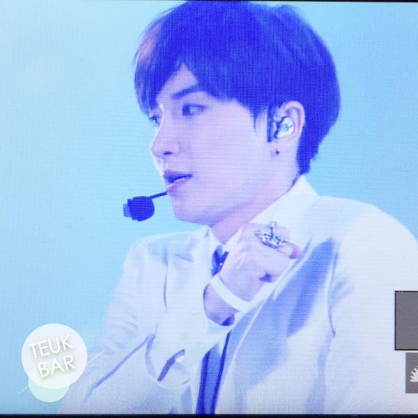 EternaLoveForSJ's tweet photo. #SS6INA #Leeteuk (cre:TeukBar) http://t.co/grZbJLWnIX