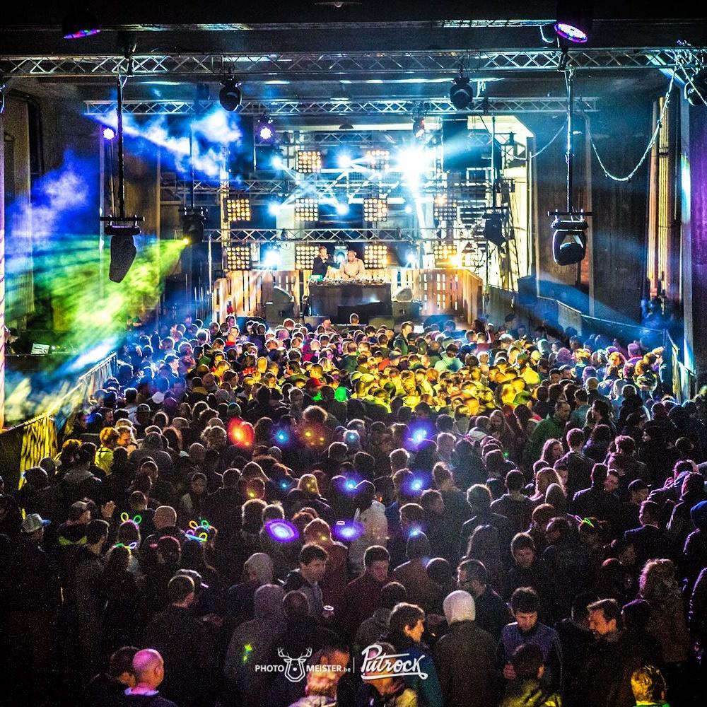 Poods444_'s tweet photo. Putrock, The Underground...#theoneandonly  @RavingGeorge  @Desluwevos  @RamonTapia  @_Kijumba http://t.co/NyzXQtQlut