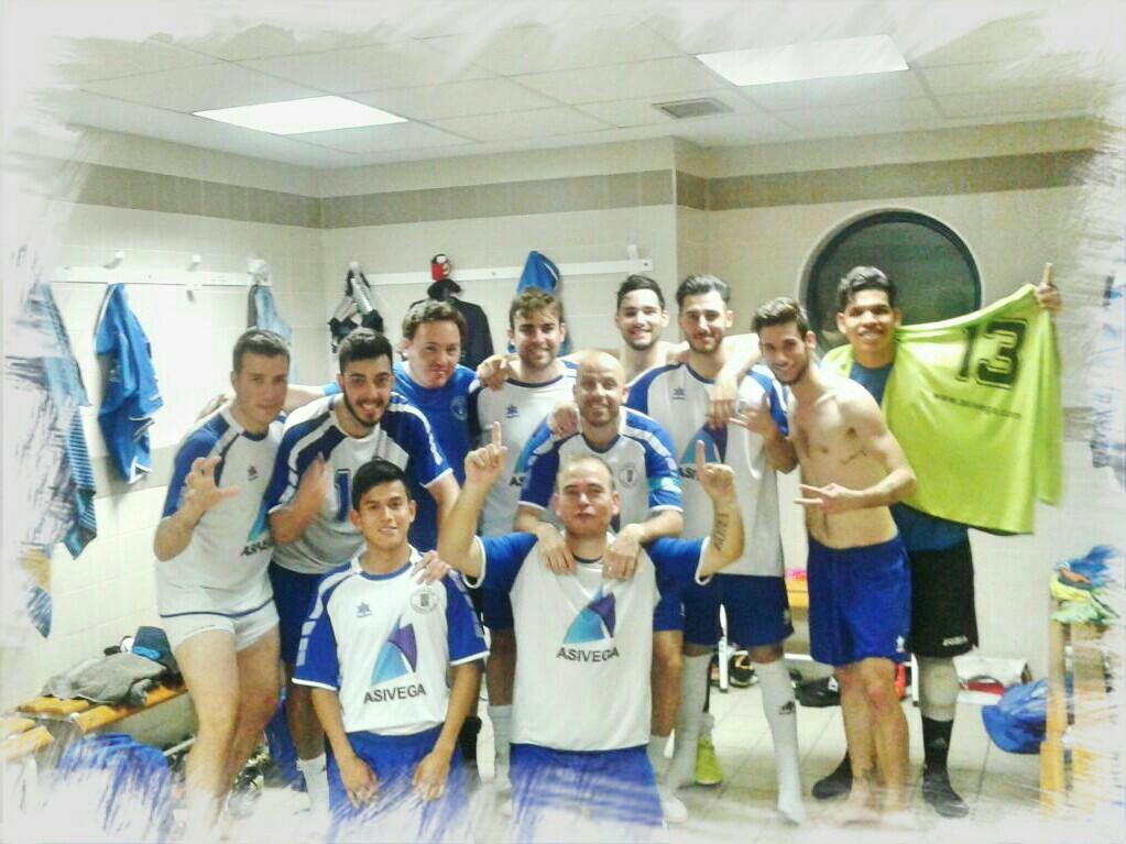 markitos925's tweet photo. Gran victoria la de ayer contra un equipo que se jugaba el ascenso increíble partido y enormes compañeros. http://t.co/5fHvmrBBSu