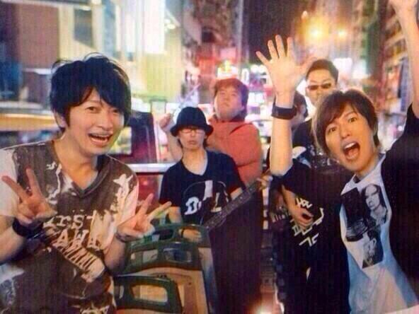 りん 固定rtお願いします 小野大輔生誕祭15 5月4日は小野大輔の誕生日 小野ｄお誕生日おめでとう いつも神谷さんと居てイケメンで マギの声優イベントから戸松ちゃんとの あっち向いてマギの時から好きです 55分も早いけどおめでとう Http T