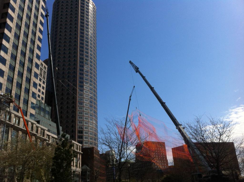 streetcartracks's tweet image. .@chasmccabe: @JanetEchelman's sculpture was designed using @Autodesk software! #DesignLocal @IDBldg