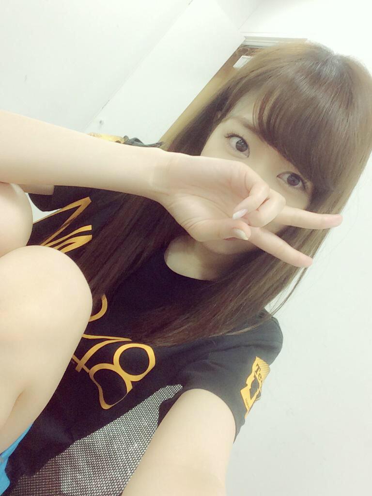 ___TEA48___'s tweet photo. こんな時間にこんばんは、柏木です。
最近、誰とも会えてない状況が続いております。なるべく浮上してはいますがつぶやかずに落ちてしまうのが現実です(｡-_-｡)
もっとがんばるのでみなさん、よろしくお願いします！ http://t.co/wQRIfLhNmK