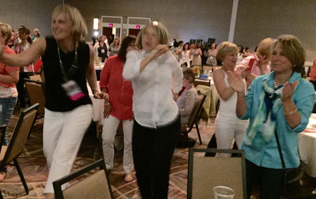 AnneMessenger's tweet photo. #WPOConf now a memory + big do list. 800 biz leaders worked hard, played hard! @WomenPresidents http://t.co/ltXYXSCEfa