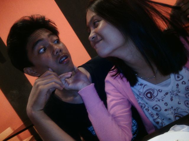 putriprmta_07's tweet photo. ❤❤💑 http://t.co/uwwSJpPzN8
