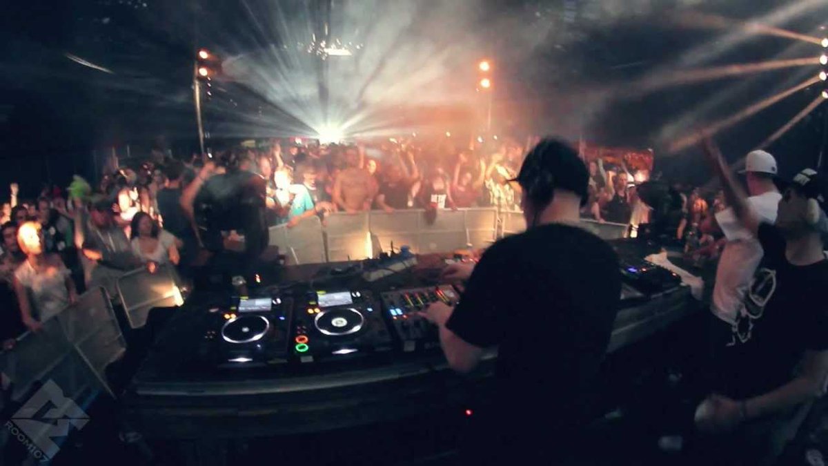 State_of_Bass's tweet photo. This Friday @CookieMonstaDUB &amp; @FuntCaseUK take over @State_of_Bass at @Stereo_Live! Tickets: http://t.co/6FArzmm0Pr http://t.co/QfaBEheXiU