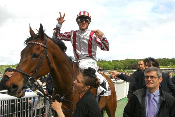 Cirrus Des Aigles – Prix Ganay 2015