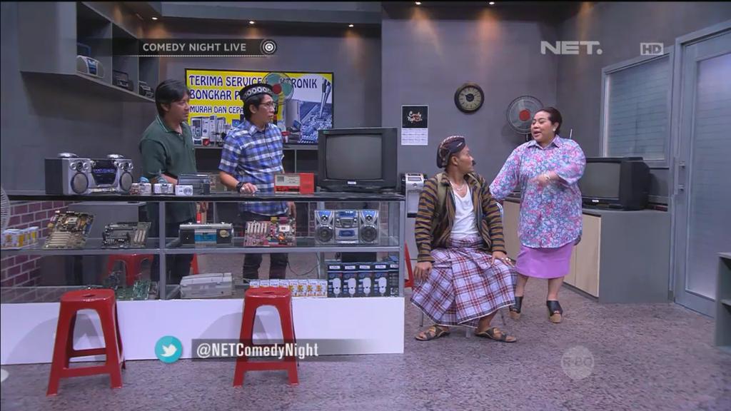 Duosolpet's tweet photo. @NETComedyNight aduhhhh lihat bahasa jawa nya pak wibiwo @newsuleprikitiw bikin kepingkal2 wkwkwkkkkkk http://t.co/dkDgsU7nwZ