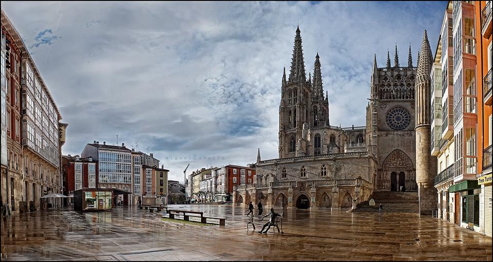 Burgosenelmundo's tweet photo. Solo faltan 5 para los 5000.En Facebook superamos los 20.000.En #Burgosenelmundo todo por y para #Burgos,ven siguenos http://t.co/D1YYiMqKA3