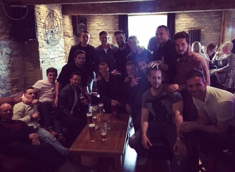 boringmaxy's tweet photo. I'll never let go of what could of been. I'm a dream chaser and won't give up #htafc #myboys #professional http://t.co/2bbjAvQgri