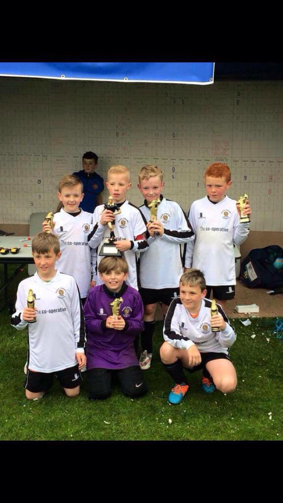 RDJFC's tweet photo. Well done to our U10 Black on winning the @avrojfc tournament yesterday #comeonroach 🏆⚽️ http://t.co/sIxXO0P3YO