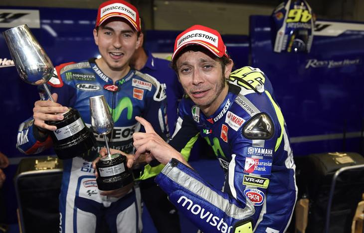 MotofamilyGP's tweet photo. #UnadeHumor @lorenzo99 y @ValeYellow46 #Jerez015. http://t.co/Qh6RcoCLxz