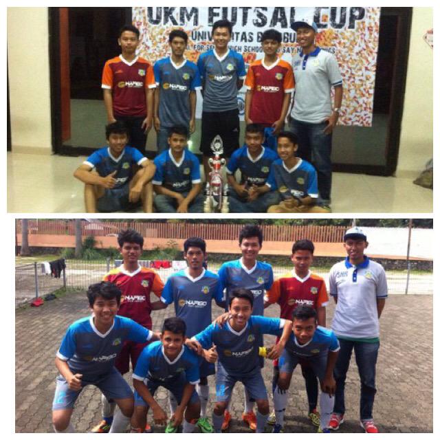 nafigojersey's tweet photo. Selamat untuk SMA 45 , juara 1 di ukm futsal cup universitas borobudur 🏆⚽️ @futsal45team @tantsu_tiga 😄🎉👊🏻👏🏻 http://t.co/FTucPOKKpB