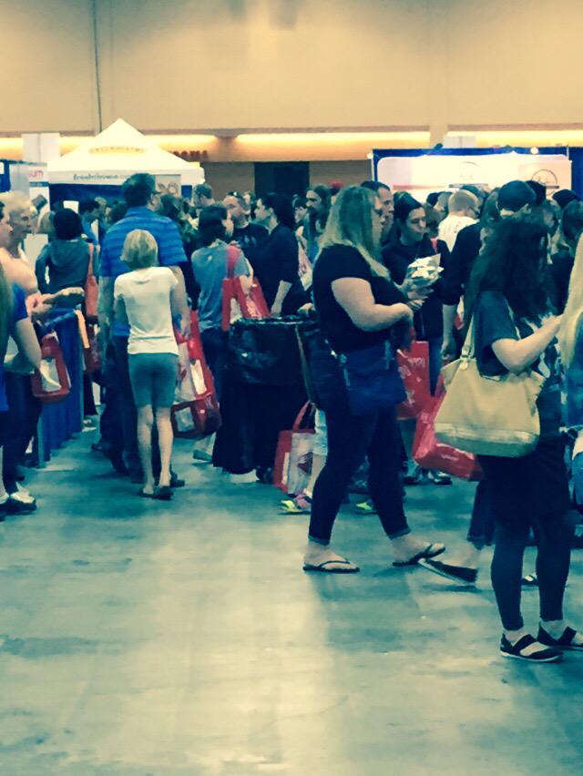 Mymenudining's tweet image. #GFAFExpo is hopping