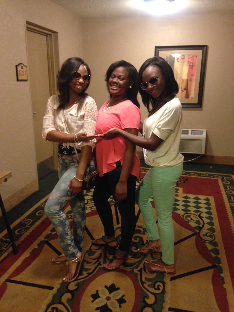_legitpimpin's tweet photo. #GradBash2015 ππ₯πππ http://t.co/wjnsf2Mfqy