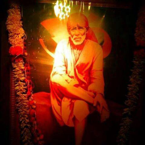 ImRaina's tweet photo. Om Sai Ram http://t.co/Q542glxmjr