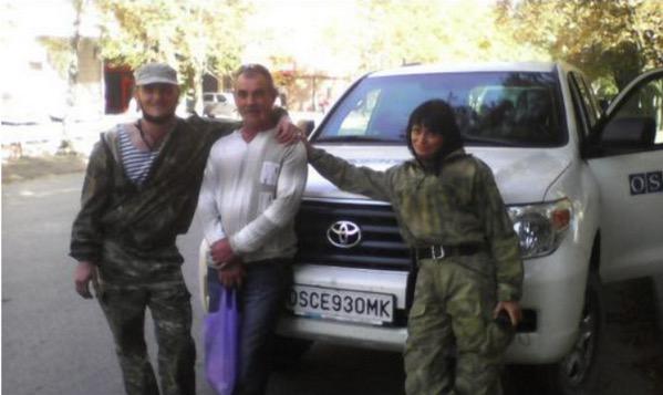 solomonmax's tweet photo. Тоді чому у цих колишних правоохоронців ось такі як то кажуть "стрёмные" товариши?
#пашинфренд #OSCEshieldTerrorism http://t.co/O88zVHPwnB