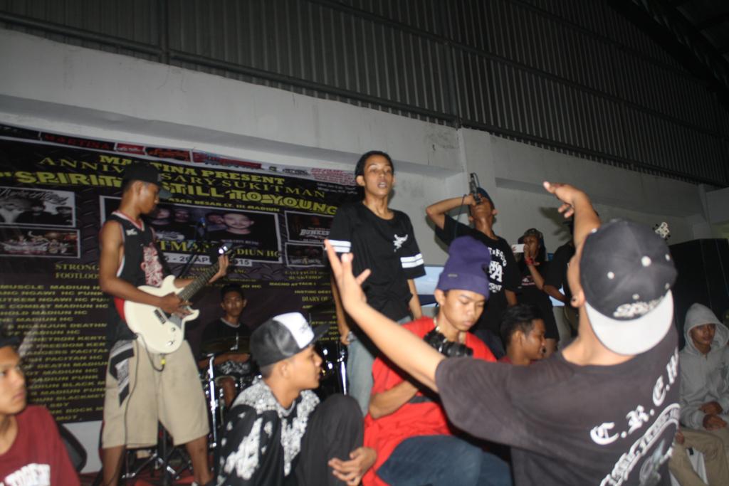 DOWN TO UP  tweet media