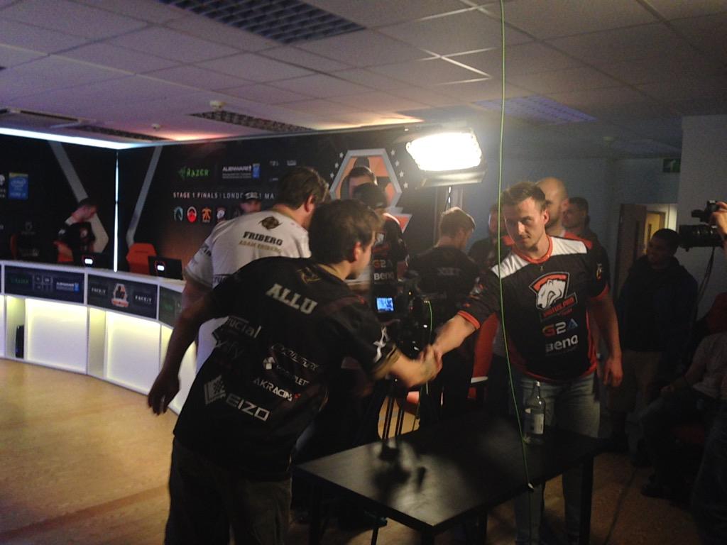 Two one-sided maps to start but @NiPGaming take the 16-14 on Cache to seal the win and advance to the grand final!