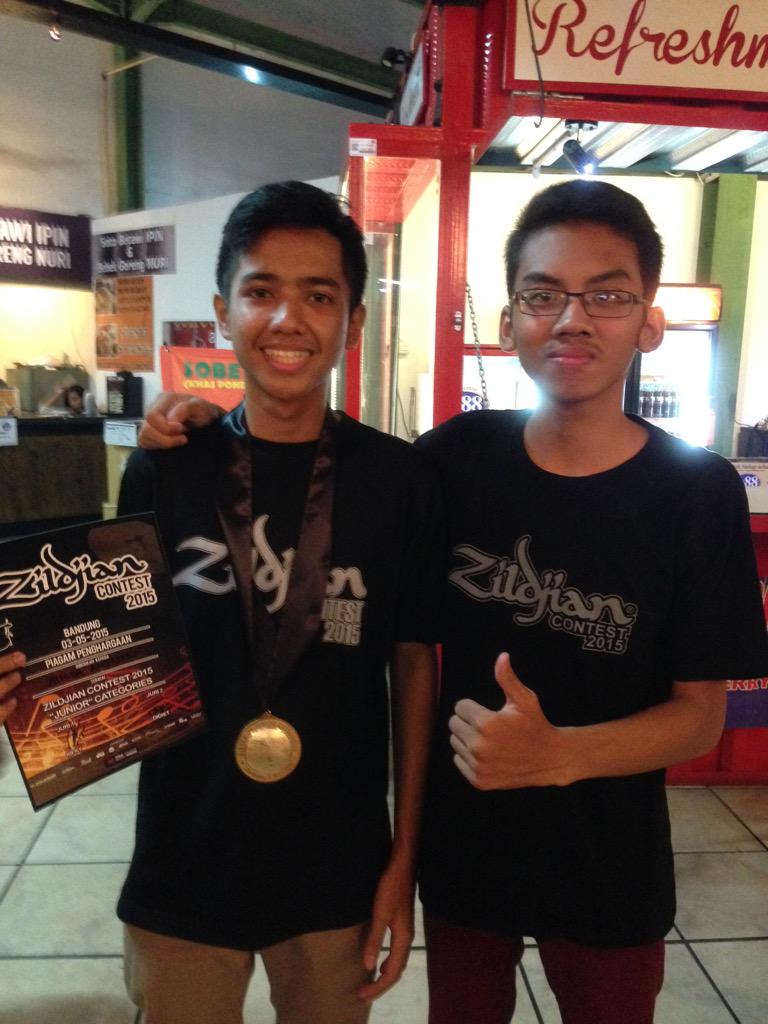 Juara 1 Senior Reg.Jakarta w/ Juara 1 Junior Reg.Bandung #Zildjian Contest 2015 <a href="/AlmallMunar/">Almall Munar</a>, @anggAntasari