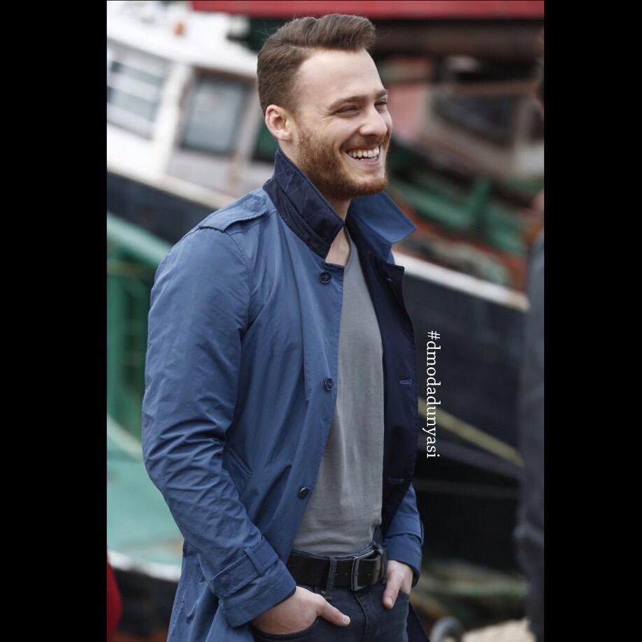 DmodaDunyasi's tweet photo. Yiğit'in ceketi #network #serefmeselesi #yenibolum #yiğitkılıc #dmodadunyasi #ardımdakalan http://t.co/tVD9qn7ggO