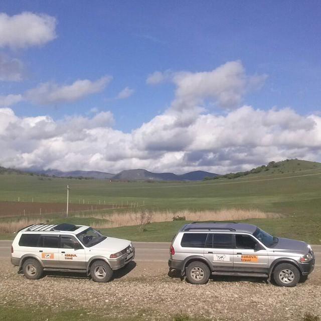 KorovaTravel's tweet photo. #korovatravel #georgia #on_the_road #expedition #mitsubishi_montero_sport #экспедиция http://t.co/LSqMakJM9m http://t.co/4o5Xivemqn