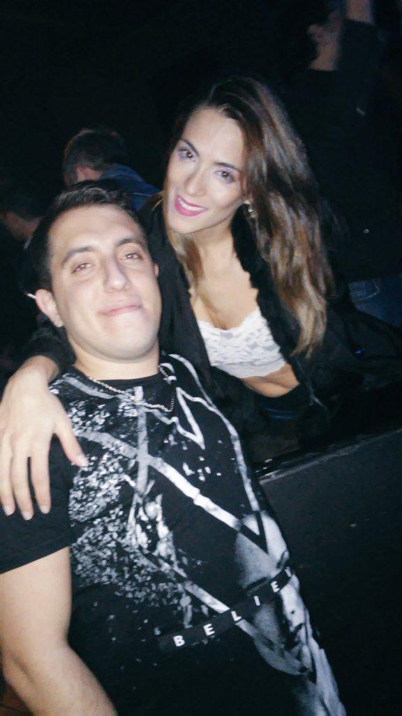 colliagustin_'s tweet photo. @SoyCotyalvarez la mujer perfecta en @clubleloir http://t.co/xCUlrMbWZf
