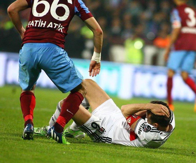 View image on Twitter