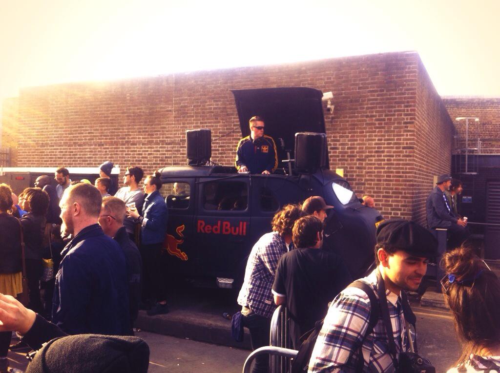 jahmale91's tweet photo. Ave ittt
#Streetfest15
Is all #good
#adidas
#redbull
Salute &amp;a round of applause
#graffiti
#dance clash
#hiphop http://t.co/mCFou0RhBr