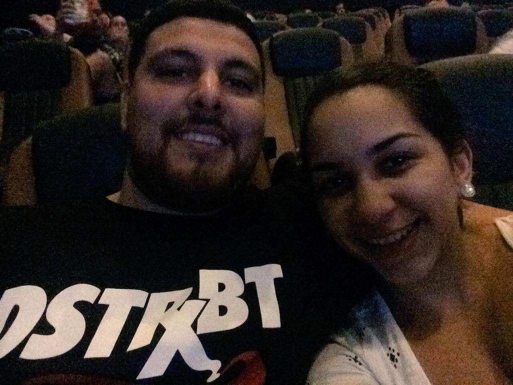Mercedes_Lenz19's tweet photo. Avengers movie date 😍 #anniversary #1yr #omg #waitingforizzy http://t.co/NB0ozol4wa
