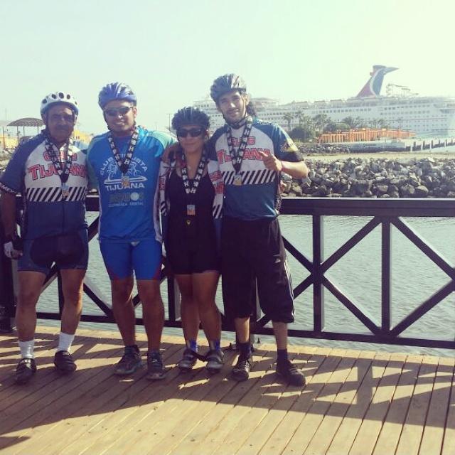 abonceQ's tweet photo. Reto 1 rosarito -ensenada 🚲✅✅ http://t.co/qNfvICGYXd
