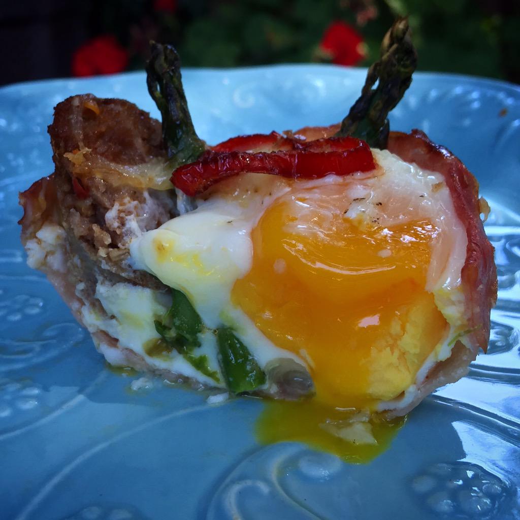 MyLastBite's tweet image. #DiggingIn 🍴 #EggPorn!