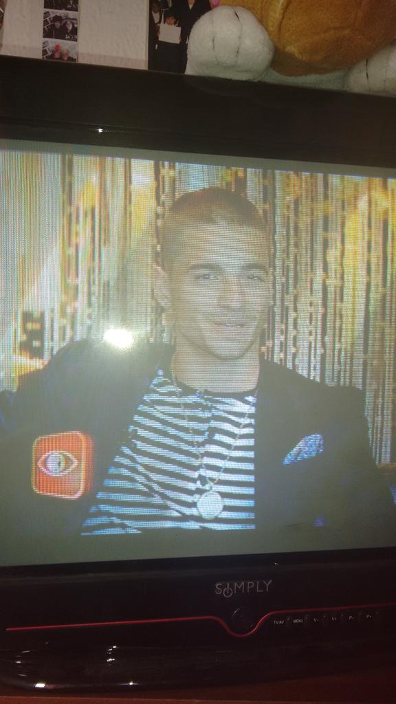 Gp97Laura's tweet photo. @MALUMACOLOMBIA  #TeAmoooo #tikitiki Te Amoo http://t.co/1Ps5nGg0sr