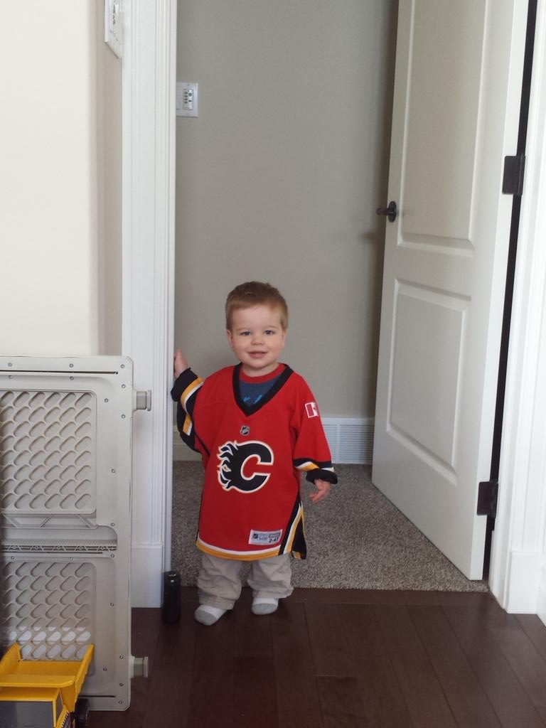 This must be how @NHLFlames @johngaudreau03 feels in his jersey!  #goflamesgo #nevertoosmall